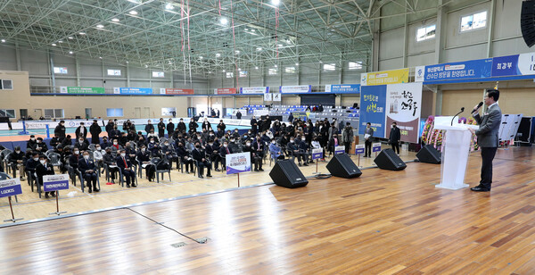 족구 챔피언스리그 개회식이 8일 서천 한산모시체육관에서 열렸다. 