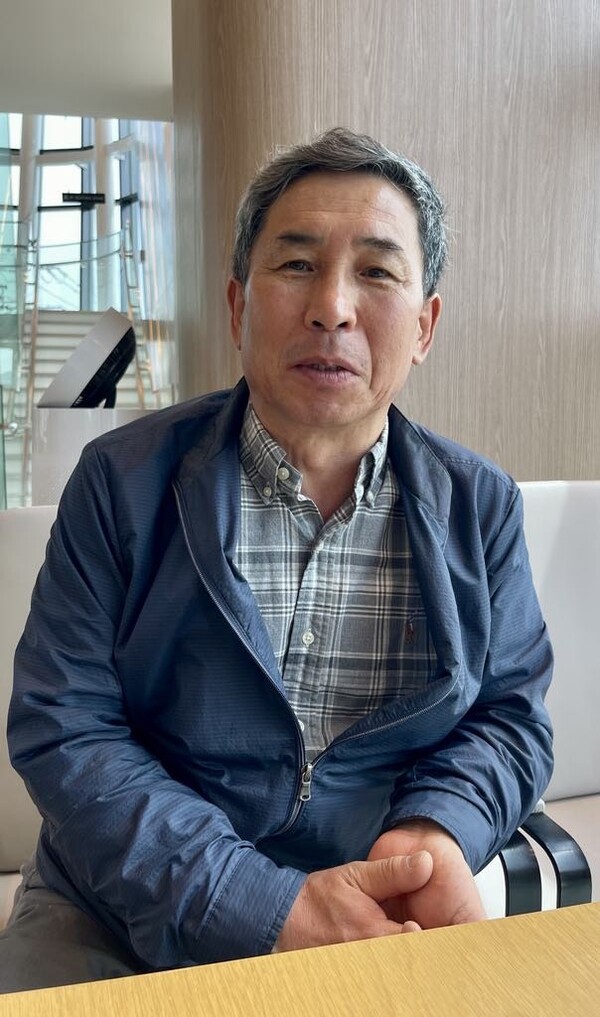 ▲A.M.F 안면도해산어양식협회 서재만 피해대책위원장은 고수온 등 천수만에서 발생하고 있는 각종 문제를 자연재해나 천재지변으로 치부해서는 안 된다고 주장했다. 기업의 약품 사용이나 축산폐수 등 당장 눈에 보이는 환경파괴 요소들이 많기 때문이다.