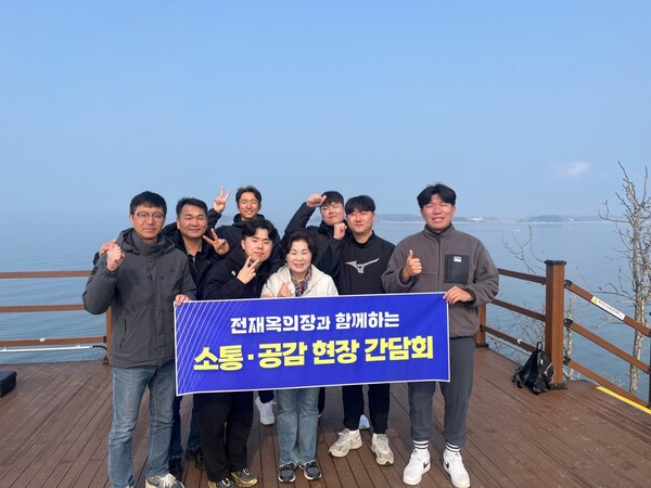 ▲태안군4H연합회와의 현장간담회 모습. 전 의장은 현장 위주의 의정활동을 제일 중요하게 여긴다.