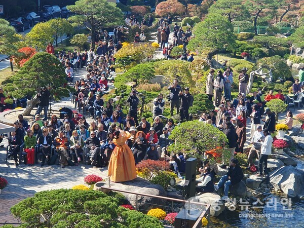▲진천군 문백면 태락리에 조성된 중부권 최대 민간수목원 아트포레./김대균 기자