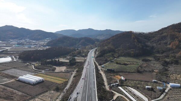 ▲충청내륙고속화도로 개통 현장 전경./충북도