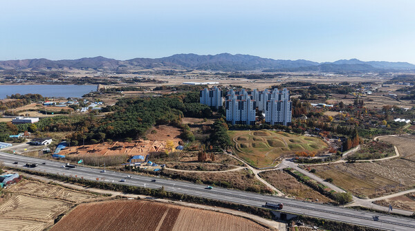 ▲서산 부장리 고분군 전경. / 사진 서산시