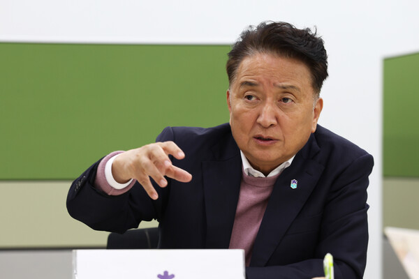 ▲김영환 충북도지사는 24일 충북 AI BIO 영재학교’ 설립을 위한 내년도 정부예산 반영에 속도를 내고 있다./충북도