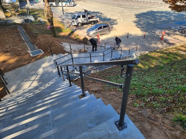 ▲청주 문의문화유산재단 시설 보수사업으로 관광람객 편의를 강화했다./청주시