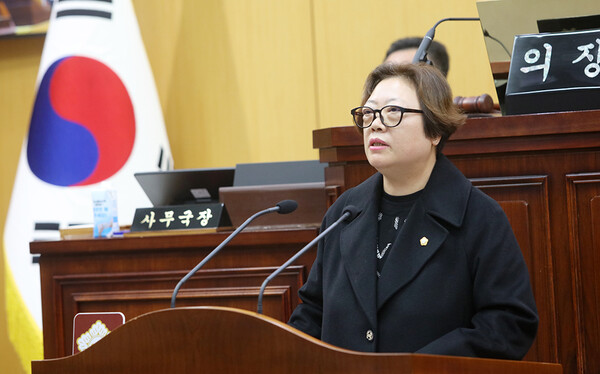 ▲가선숙 서산시의원이 25일 5분발언을 하고 있다.