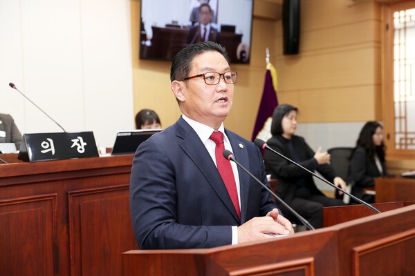 ▲5분발언을 하고 있는 김영인 태안군의원.